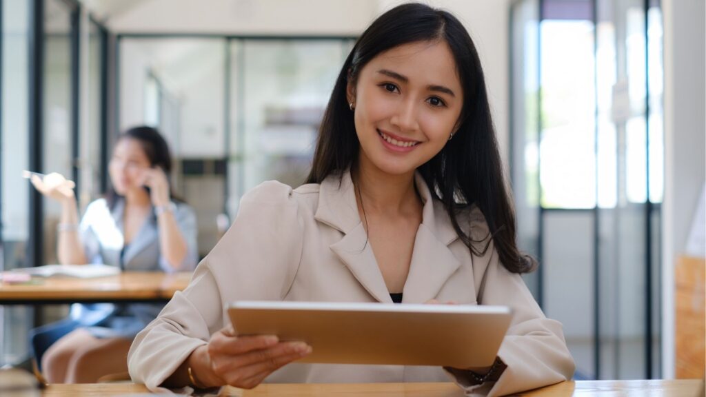 Với đội ngũ kế toán trưởng có hơn 20 năm kinh nghiệm, Trường Thành hỗ trợ khắc phục hỗ trợ doanh nghiệp khi gặp sự cố về thuế, xử lý các trường hợp doanh nghiệp bị phạt thuế phải làm sao